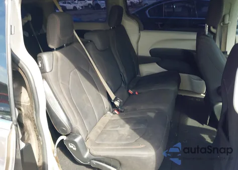 2017 Chrysler Pacifica Touring from USA, damaged, VIN 2C4RC1DG3HR769833